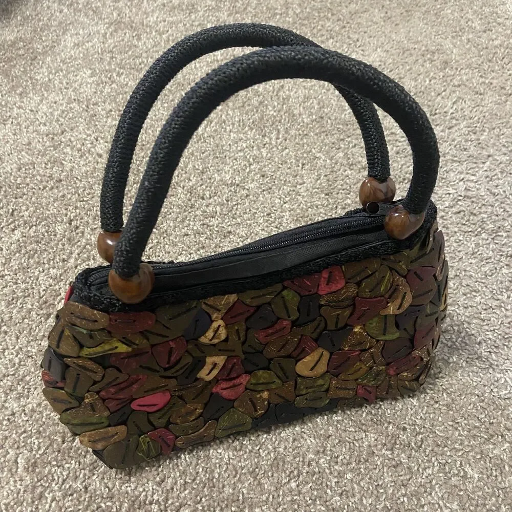 Colorful Coconut Shell Handbag - Picture 3 of 7